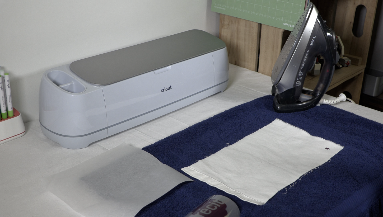 Matériel pour appliquer le vinyle de transfert à chaud