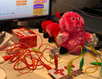 Image de cours - Ignite Your Creativity  With Makey Makey and Scratch!